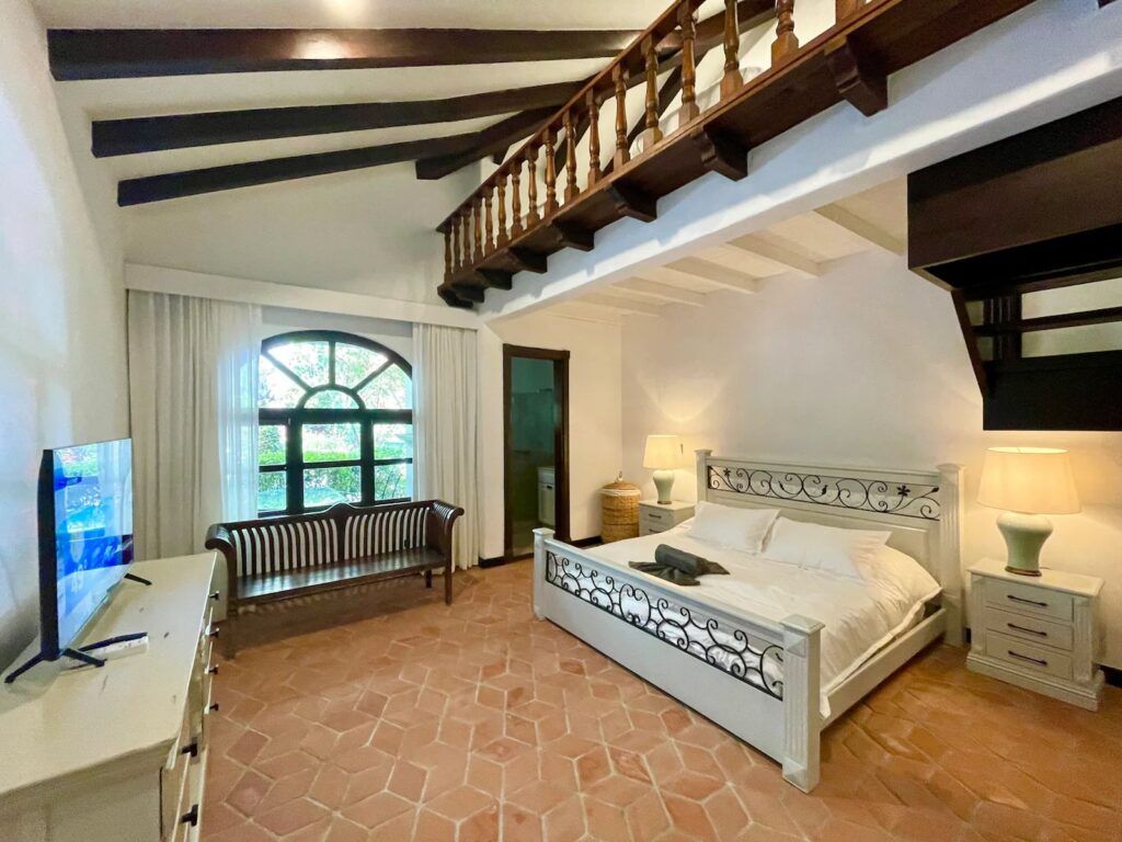 Casa VIP 75 — Jungle Villa colonial retreat in Los Sueños Resort