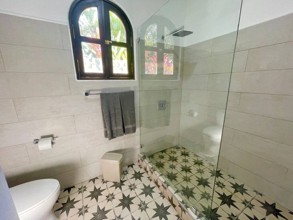 Casa VIP 75 — Jungle Villa colonial retreat in Los Sueños Resort