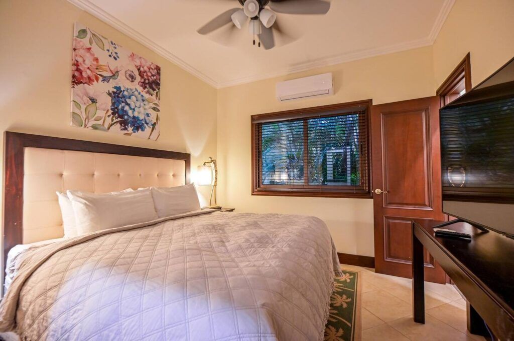 Casa VIP 76 — Villa Los Sueños in gated Eco Golf Estates