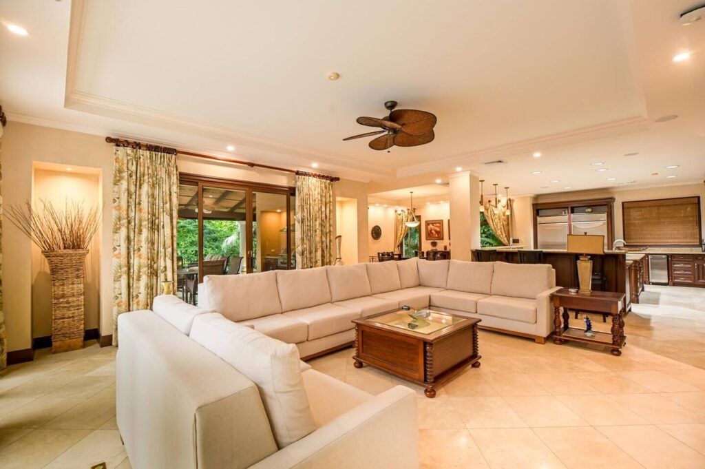 Casa VIP 76 — Villa Los Sueños in gated Eco Golf Estates