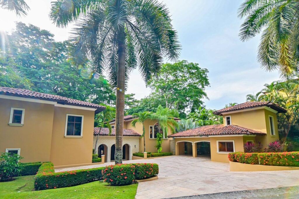 Casa VIP 76 — Villa Los Sueños in gated Eco Golf Estates