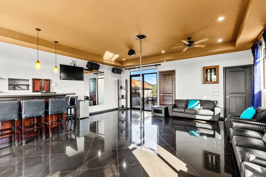Casa VIP 8 — 13-suite luxury villa in Jacó Beach, luxury suite, living space or pool area