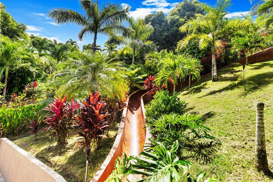 Casa VIP 8 — 13-suite luxury villa in Jacó Beach, luxury suite, living space or pool area