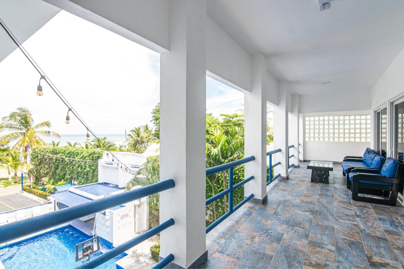 Casa VIP 9 — 17-suite beachfront villa in Jacó Beach, luxury suite, pool area or villa grounds