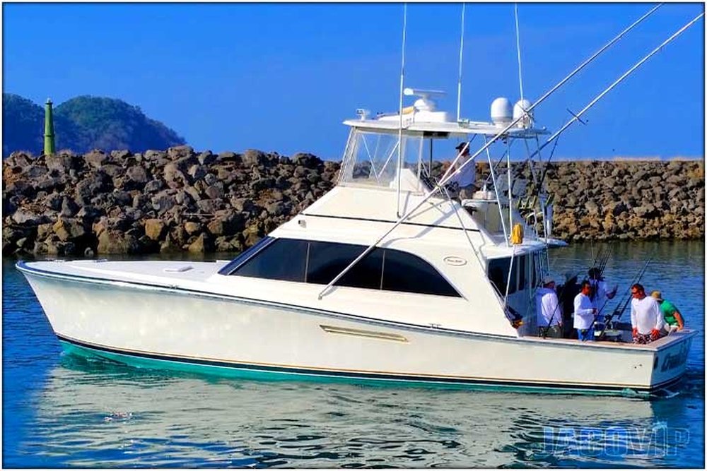 48' Ocean Sportfish sport fishing charter at Los Sueños, Costa Rica