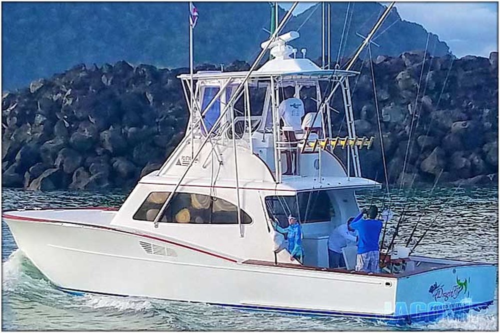 43' Maverick Sportfish sport fishing charter at Los Sueños, Costa Rica