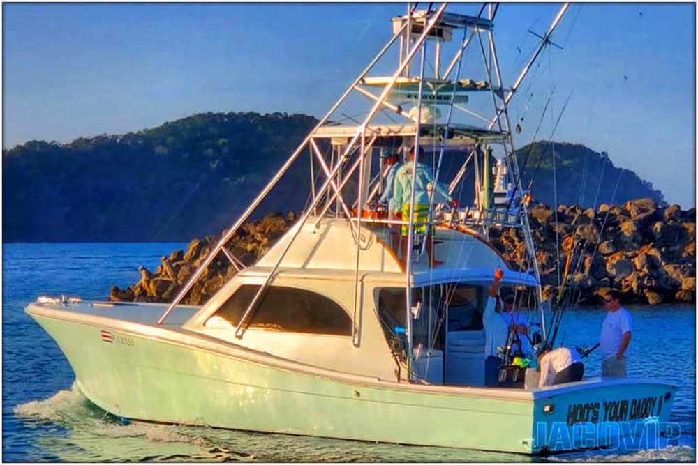 39' Topaz Sportfish sport fishing charter at Los Sueños, Costa Rica